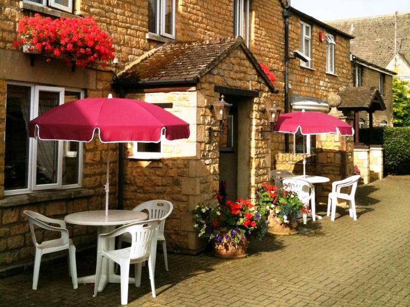 Broadlands Hotel Bourton-on-the-Water Exterior foto